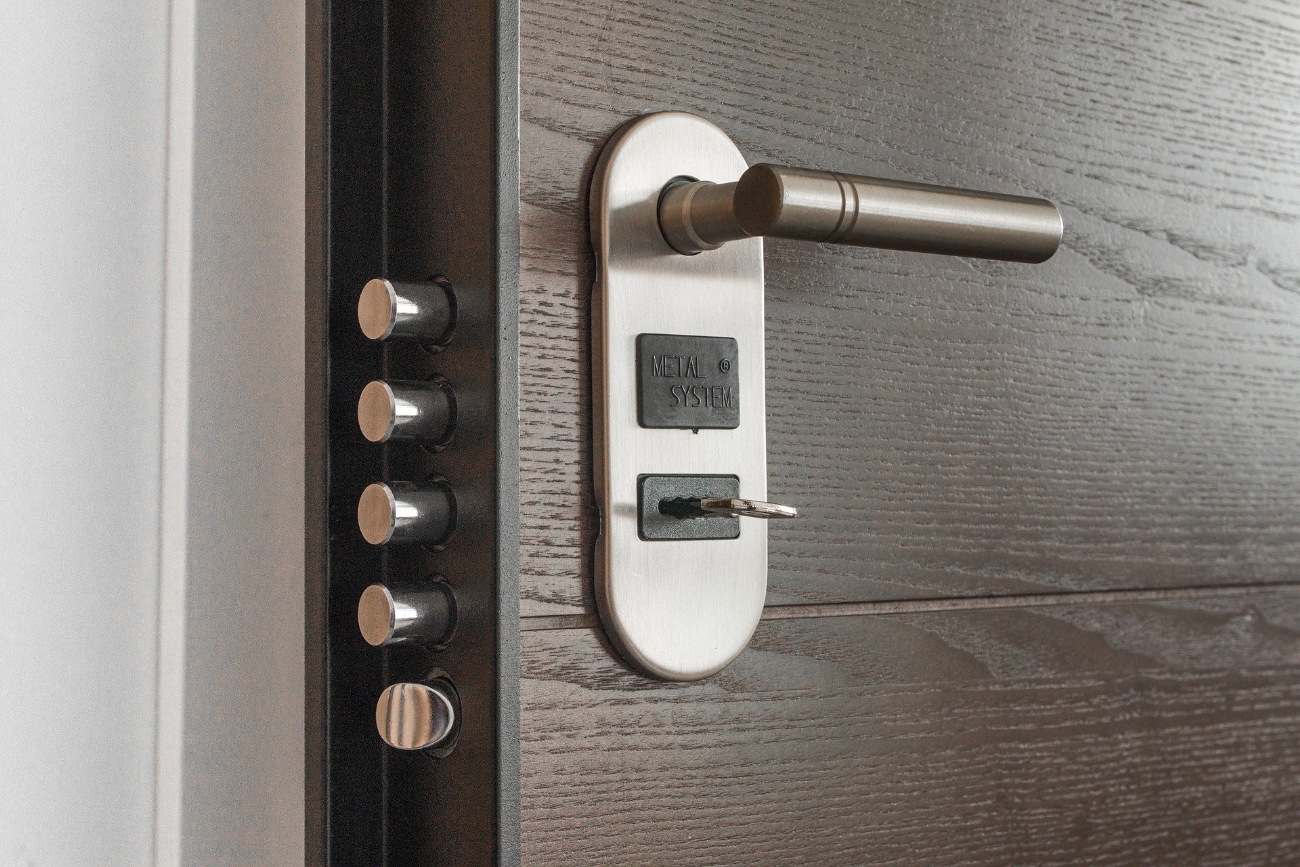 La serratura è la prima barriera contro i ladri per una casa sicura: come sceglierla